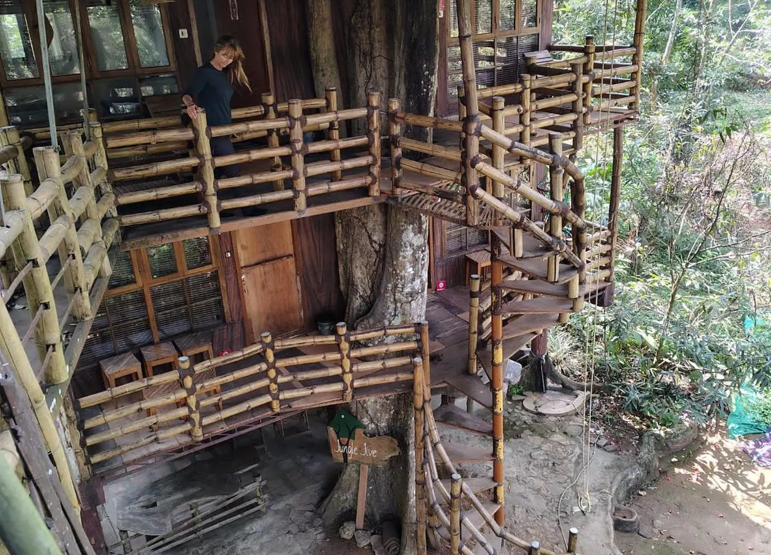 Jungle Jive Treehouse And Farm House 무나르 0*,